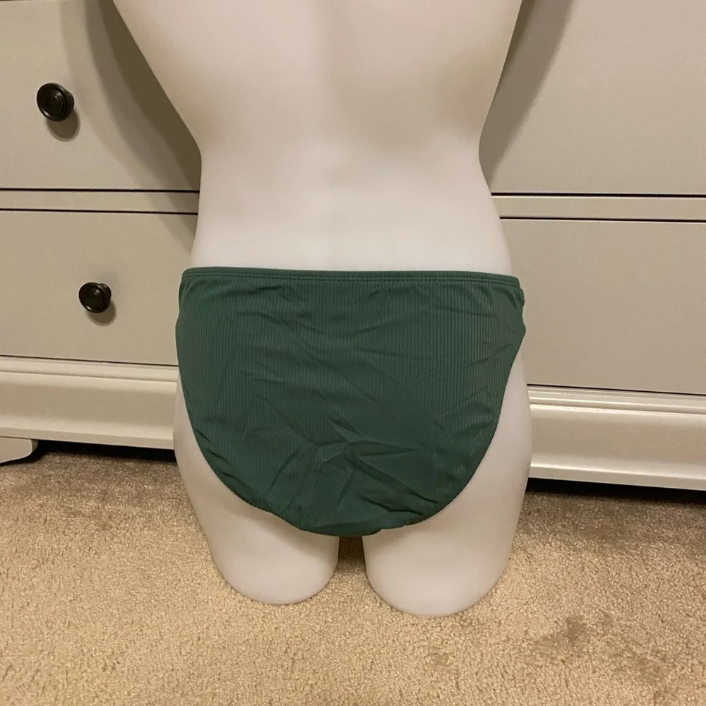 Green bikini bottom from Xhilaration size large - Picture 4 of 6